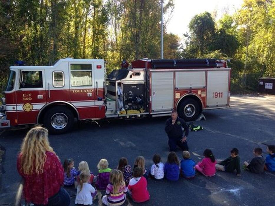 Images Preschool of the Arts: Tolland Stage