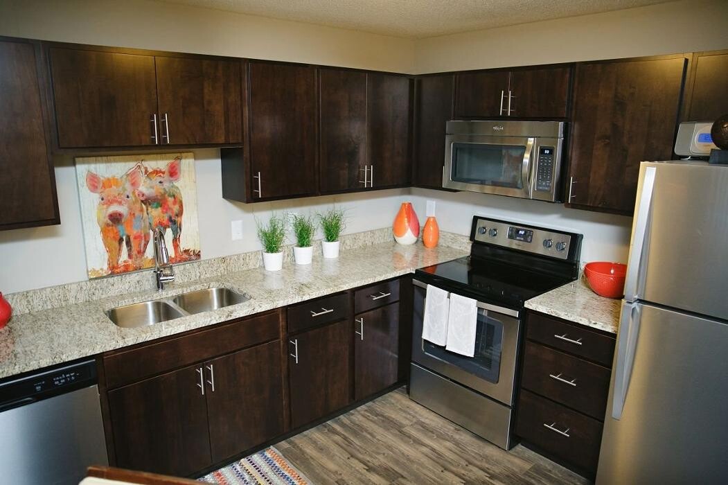 Images Valley Creek Apartments