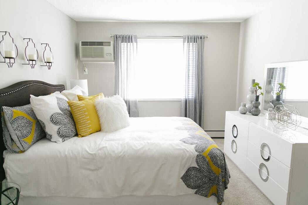 Images Valley Creek Apartments