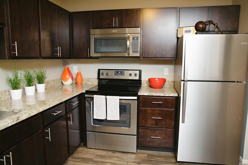 Images Valley Creek Apartments