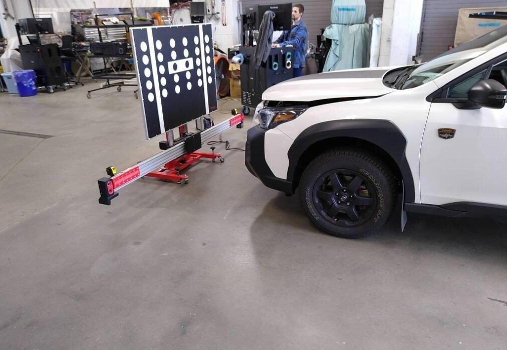 Images ULTIMATE COLLISION REPAIR, INC.