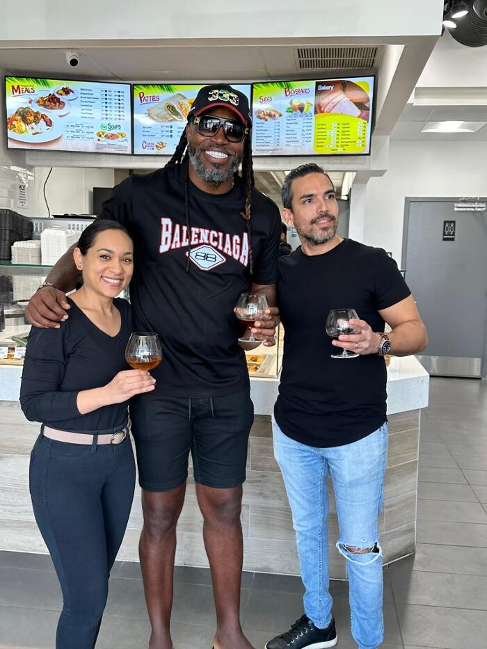 Images Golden Krust Caribbean Restaurant