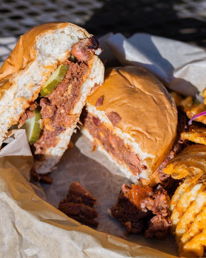 Images Goosetown Tavern BBQ