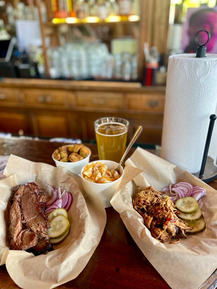 Images Goosetown Tavern BBQ
