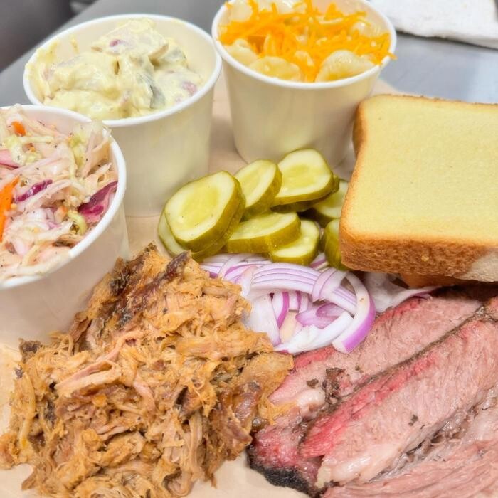 Images Goosetown Tavern BBQ
