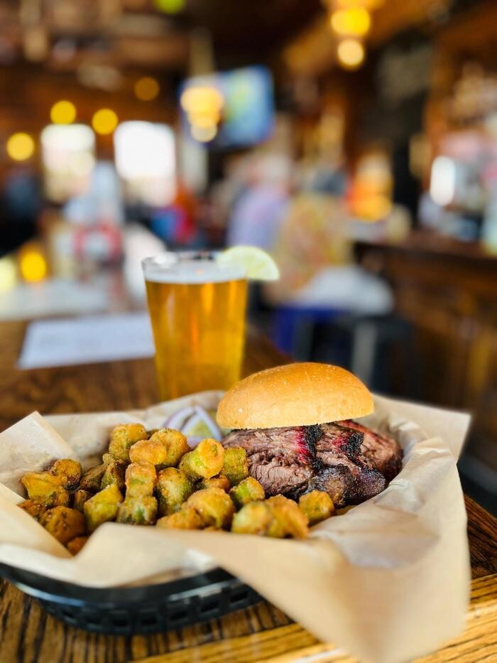 Images Goosetown Tavern BBQ