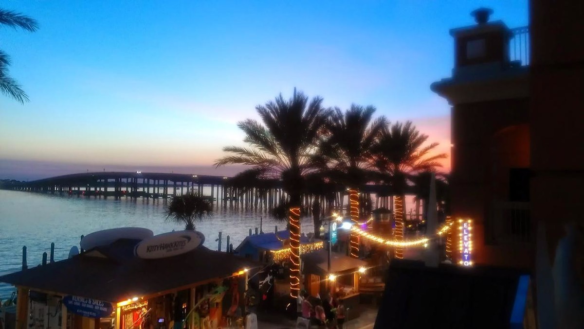 Images Crystal Sands - Destin Rentals