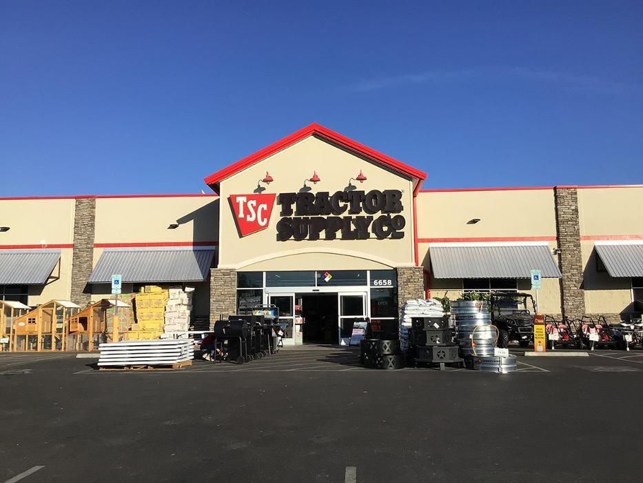 Images Tractor Supply Co.