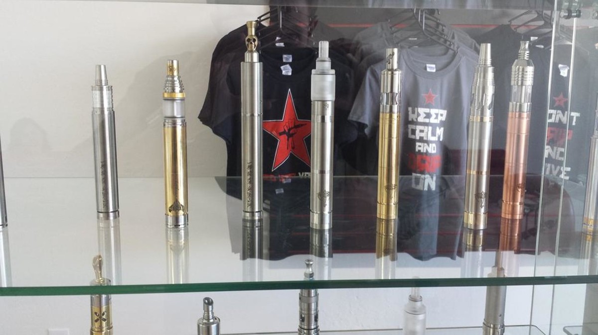 Images Red Star Vape Smoke & CBD