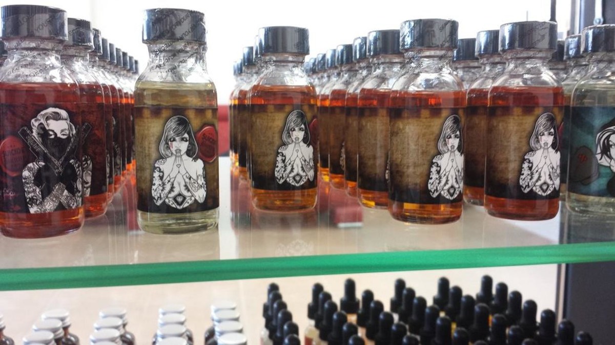 Images Red Star Vape Smoke & CBD
