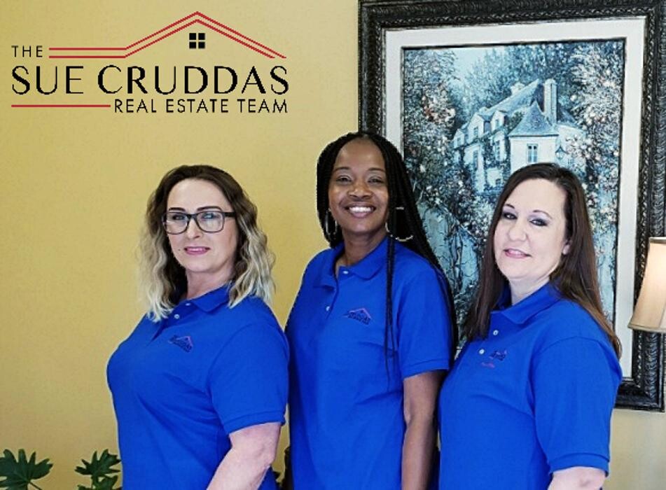 Images Sue Cruddas Real Estate Team
