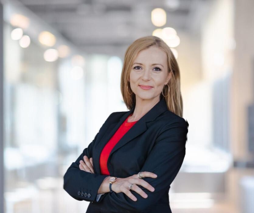 Images Sue Cruddas Real Estate Team