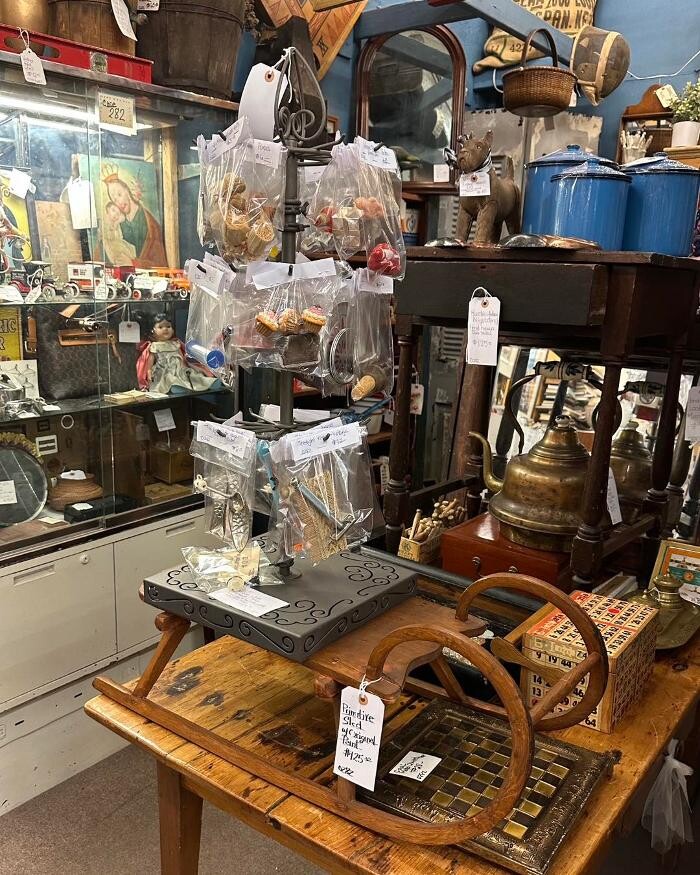 Images Antique Trove