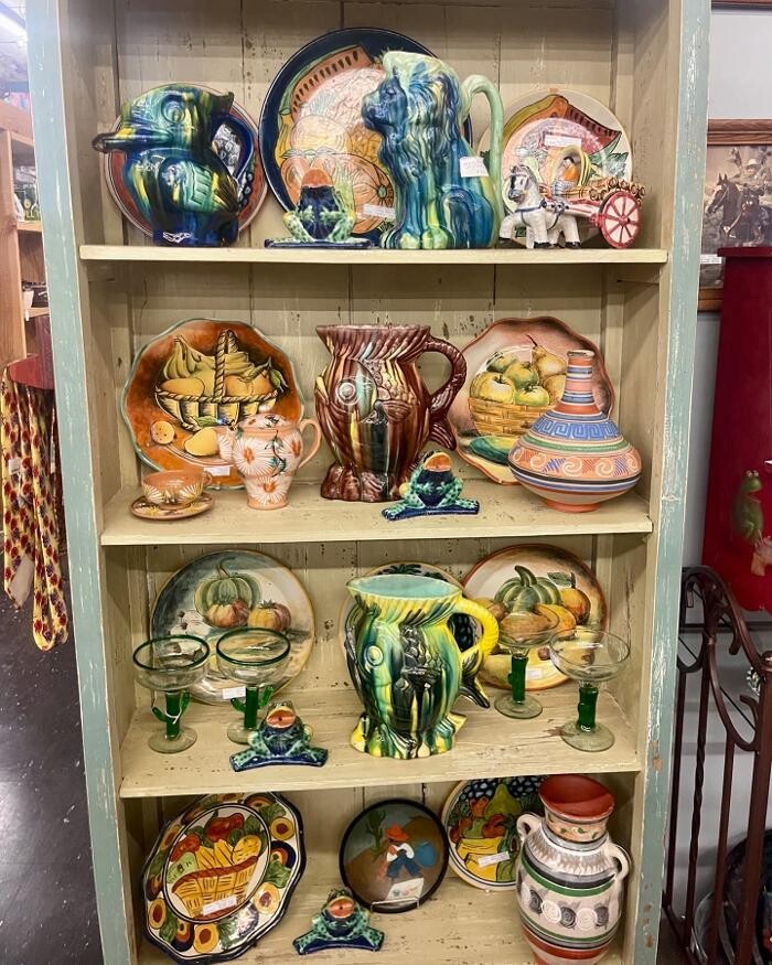 Images Antique Trove