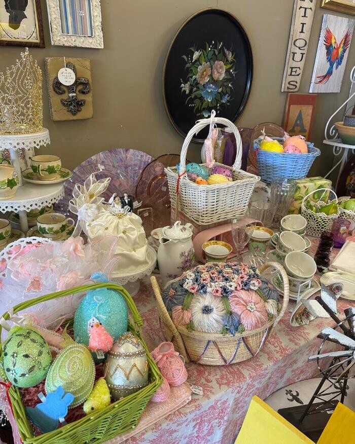 Images Antique Trove
