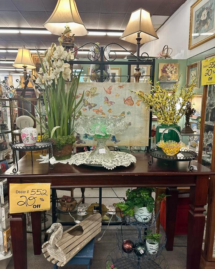 Images Antique Trove