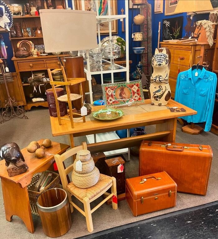 Images Antique Trove