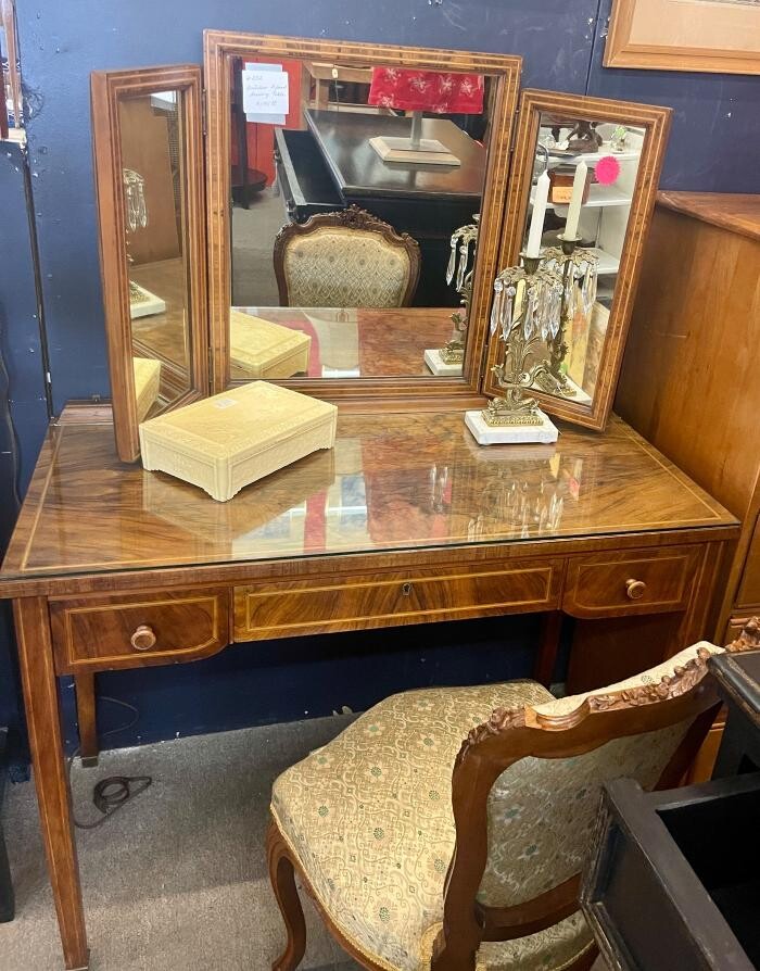 Images Antique Trove