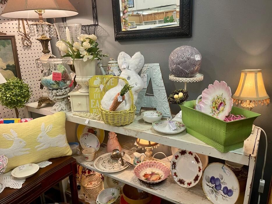 Images Antique Trove