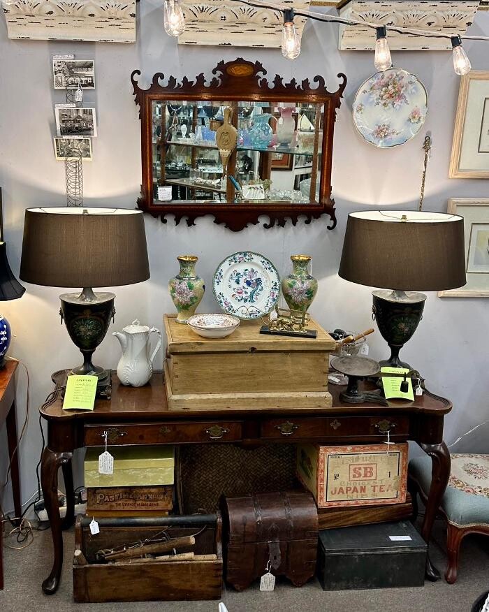 Images Antique Trove