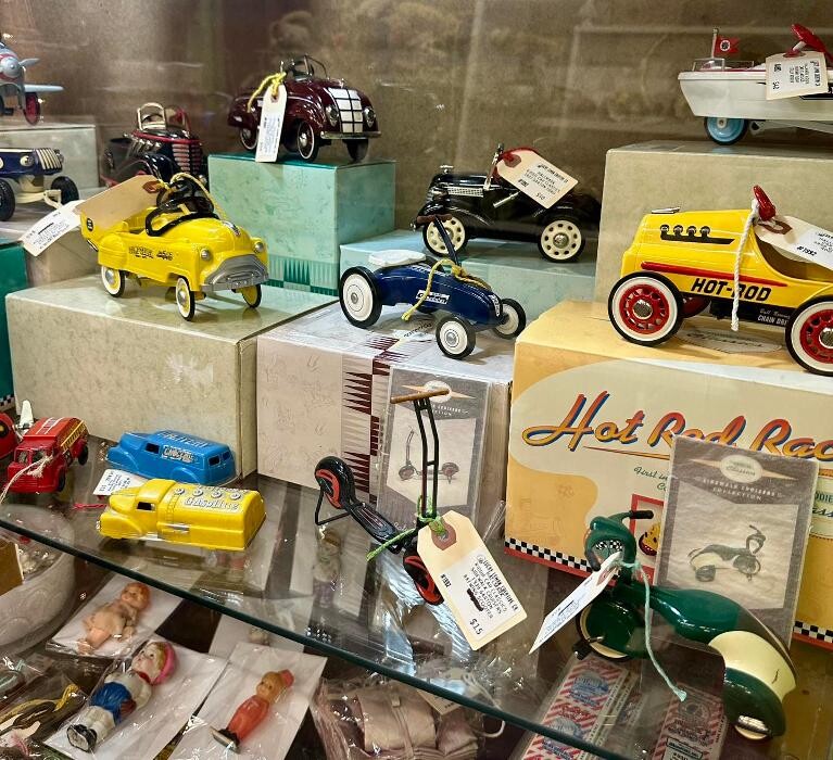 Images Antique Trove