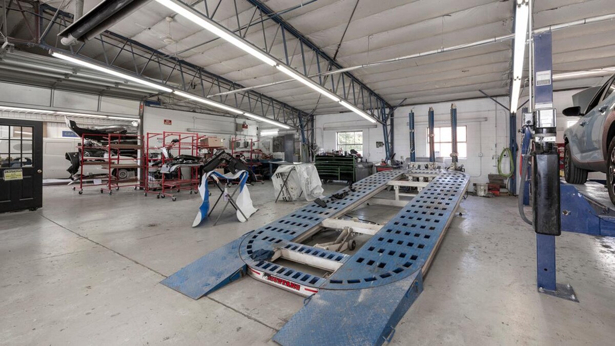 Images Crash Champions Collision Repair Peotone