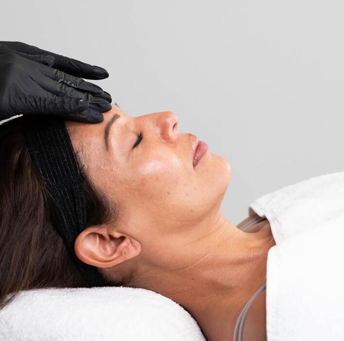 Images Mark Pardo SalonSpa