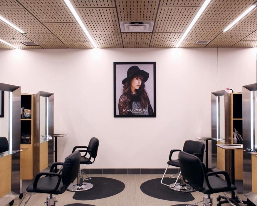 Images Mark Pardo SalonSpa