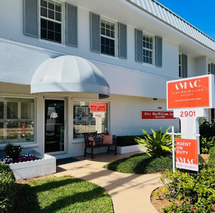 Images Alex MacWilliam Real Estate