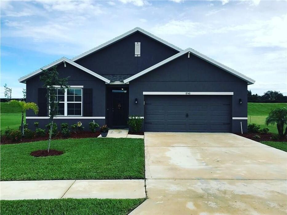 Images Alex MacWilliam Real Estate