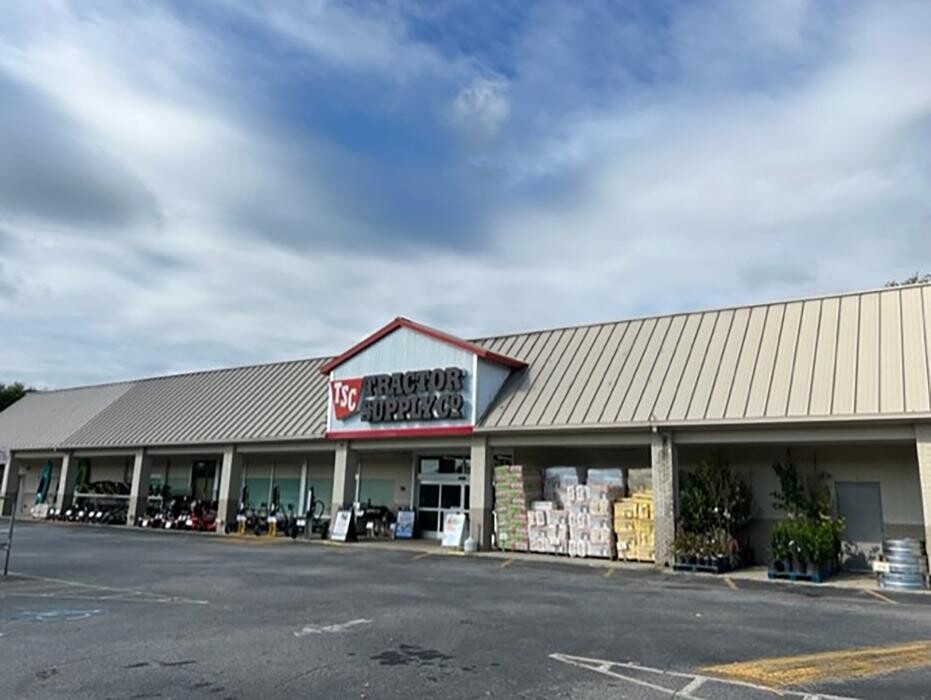 Images Tractor Supply Co.
