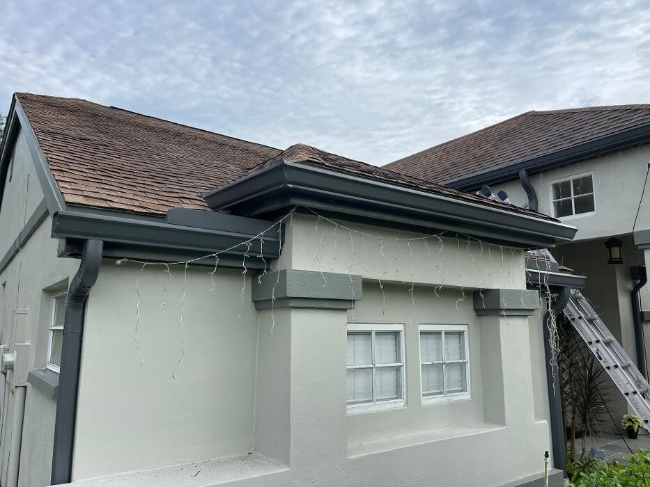 Images FLORIDA MAGIC GUTTERS LLC