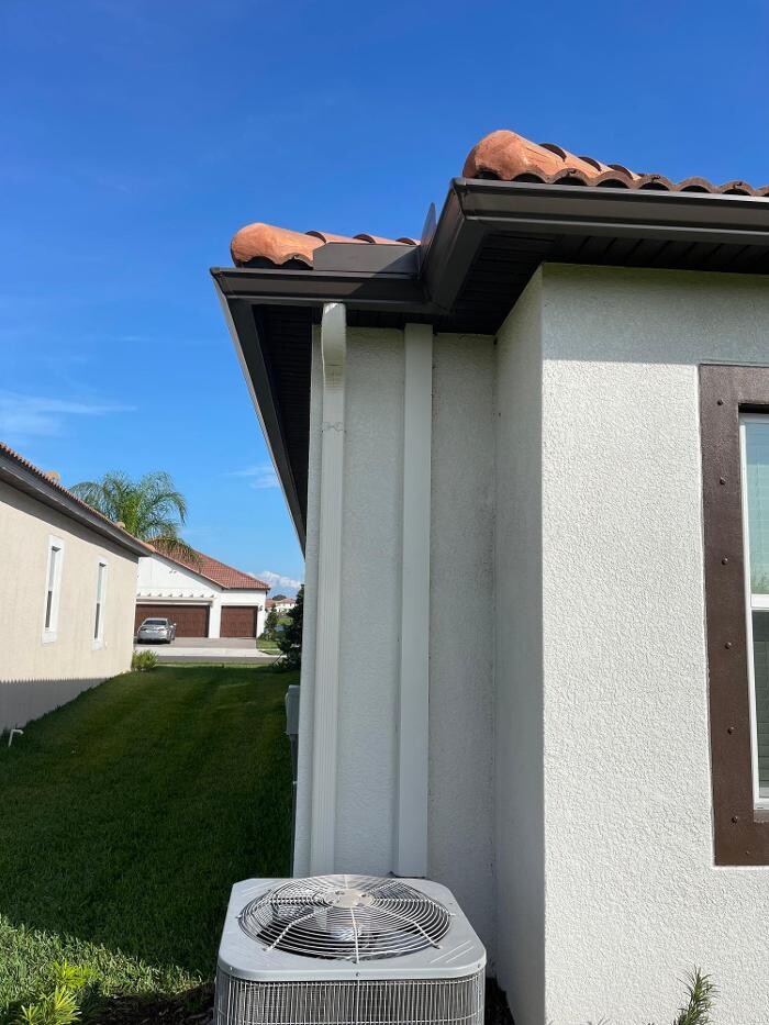 Images FLORIDA MAGIC GUTTERS LLC