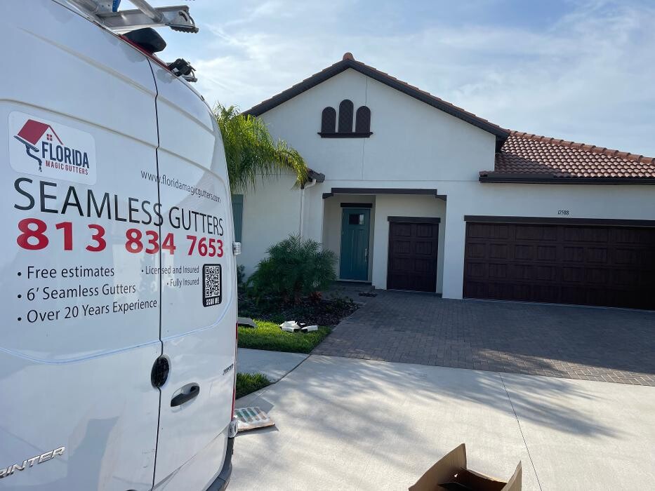 Images FLORIDA MAGIC GUTTERS LLC