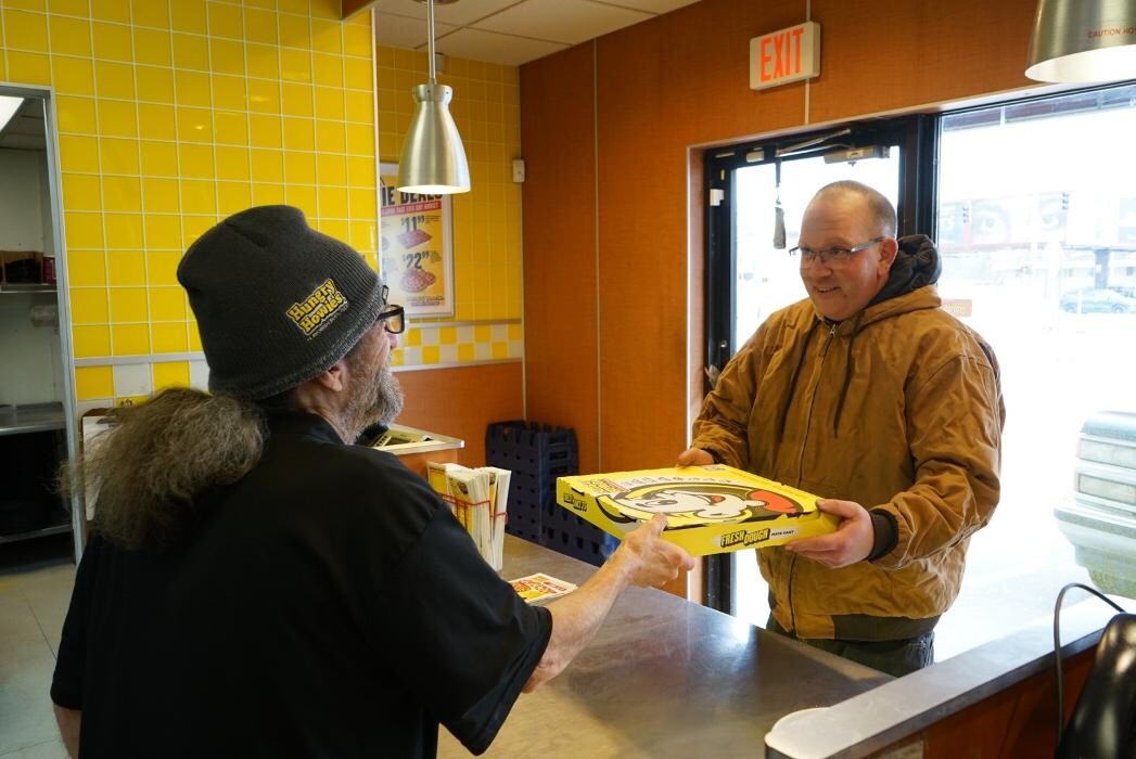 Images Hungry Howie's Pizza