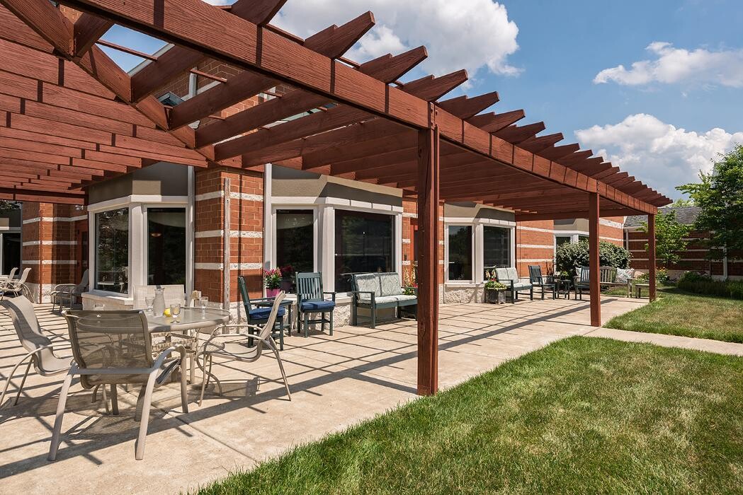 Images Majestic Care of Cedar Village