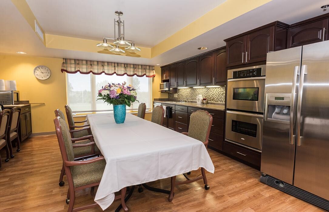 Images Majestic Care of Cedar Village