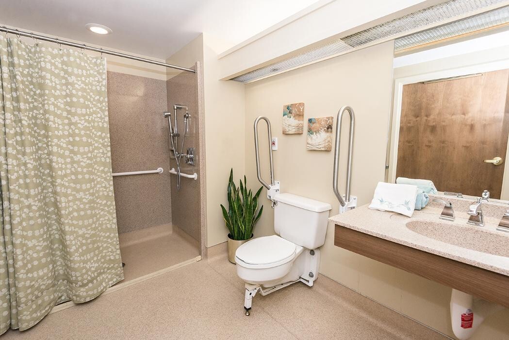 Images Majestic Care of Cedar Village