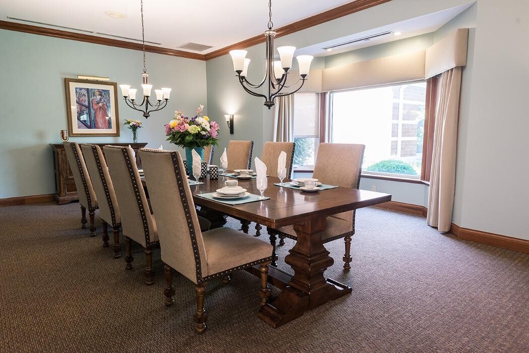 Images Majestic Care of Cedar Village