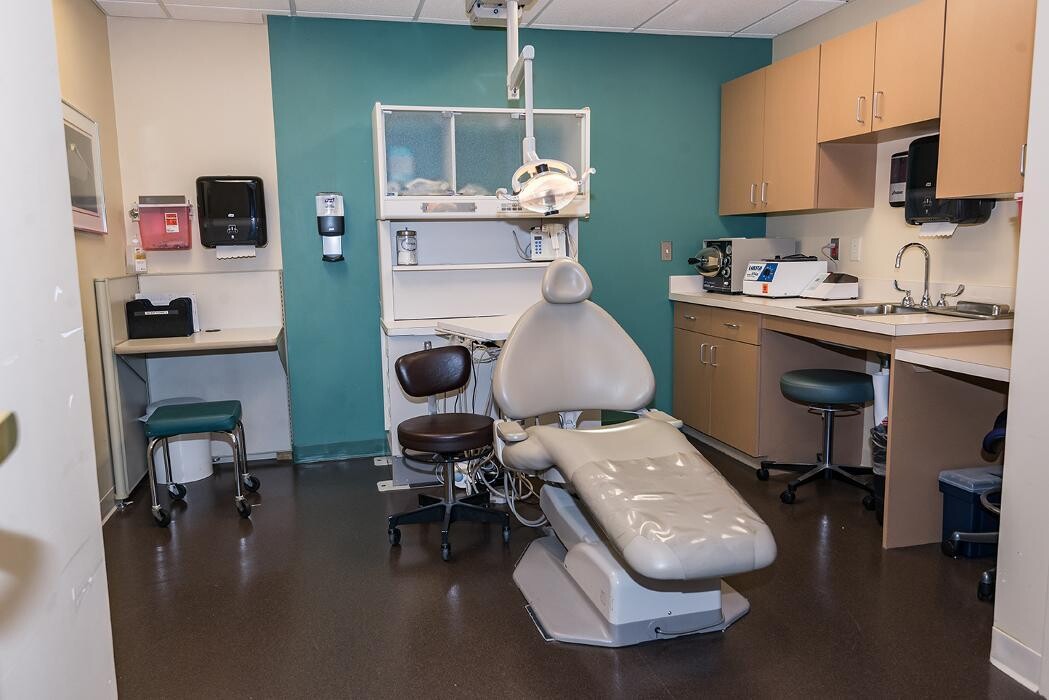 Images Majestic Care of Cedar Village