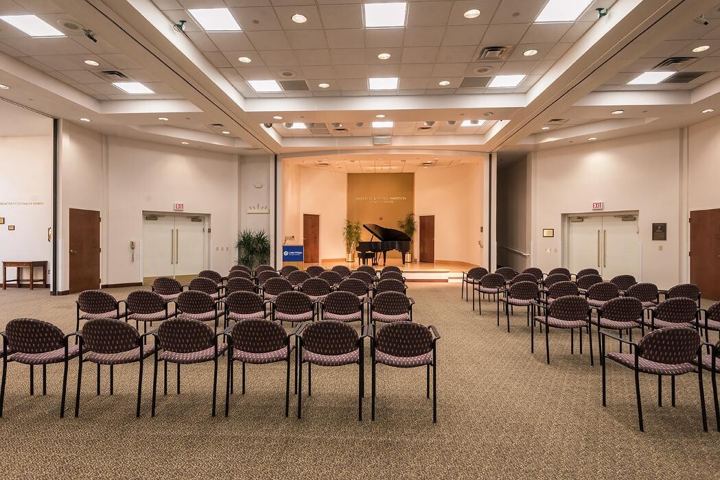 Images Majestic Care of Cedar Village