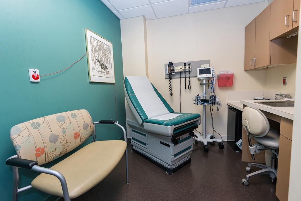 Images Majestic Care of Cedar Village