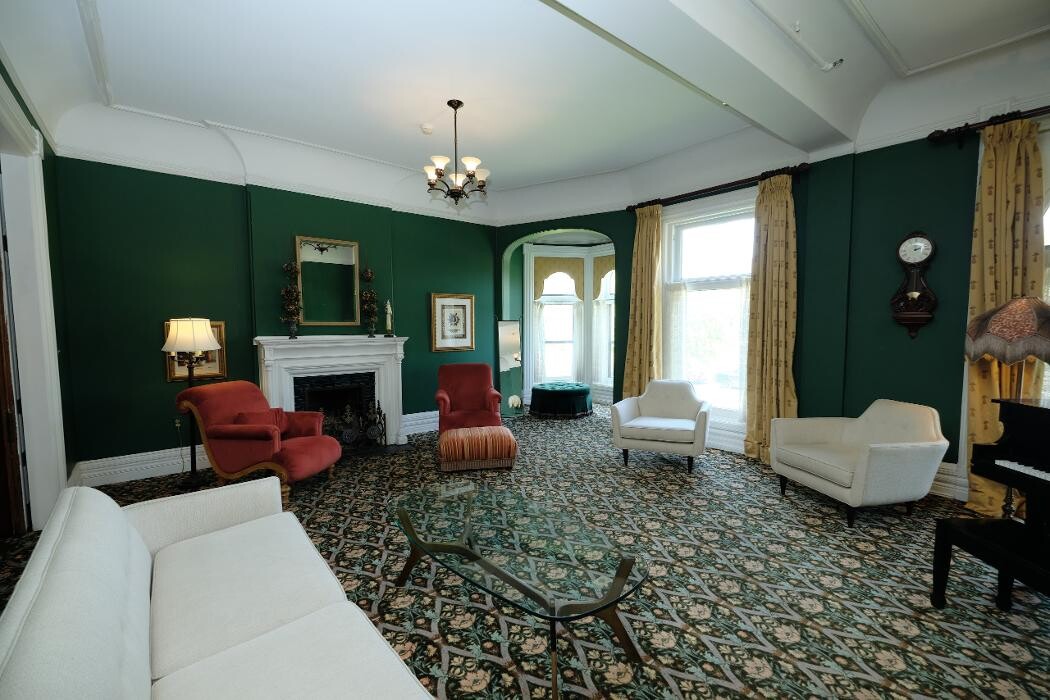 Images The Inn on Ferry Street