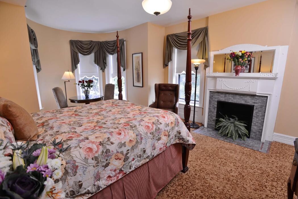 Images The Inn on Ferry Street