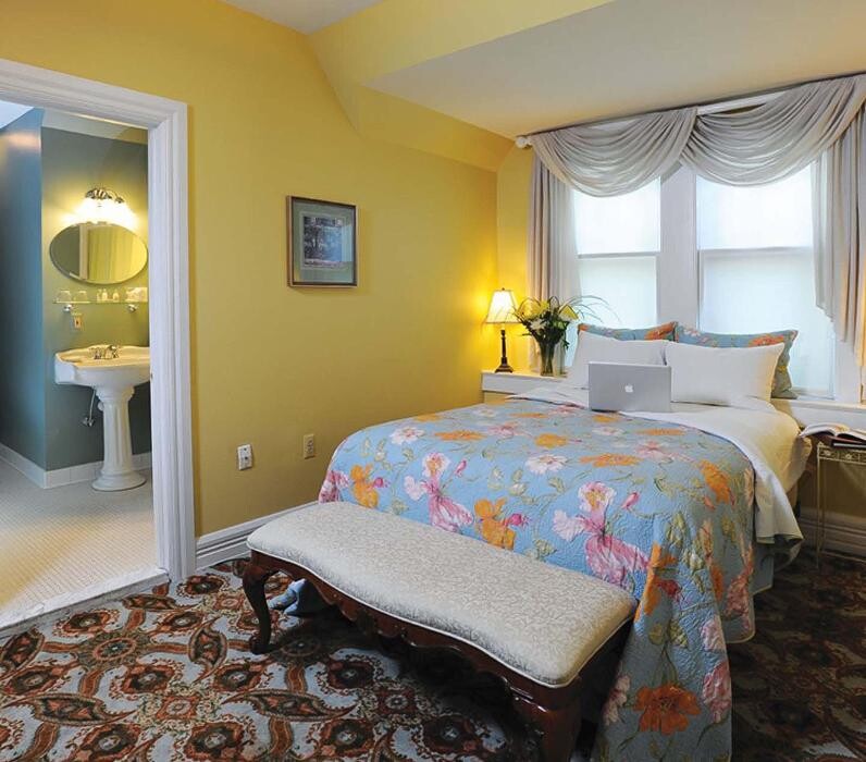 Images The Inn on Ferry Street