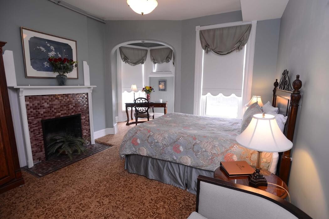 Images The Inn on Ferry Street