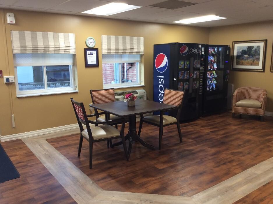 Images Nicholasville Nursing and Rehabilitation