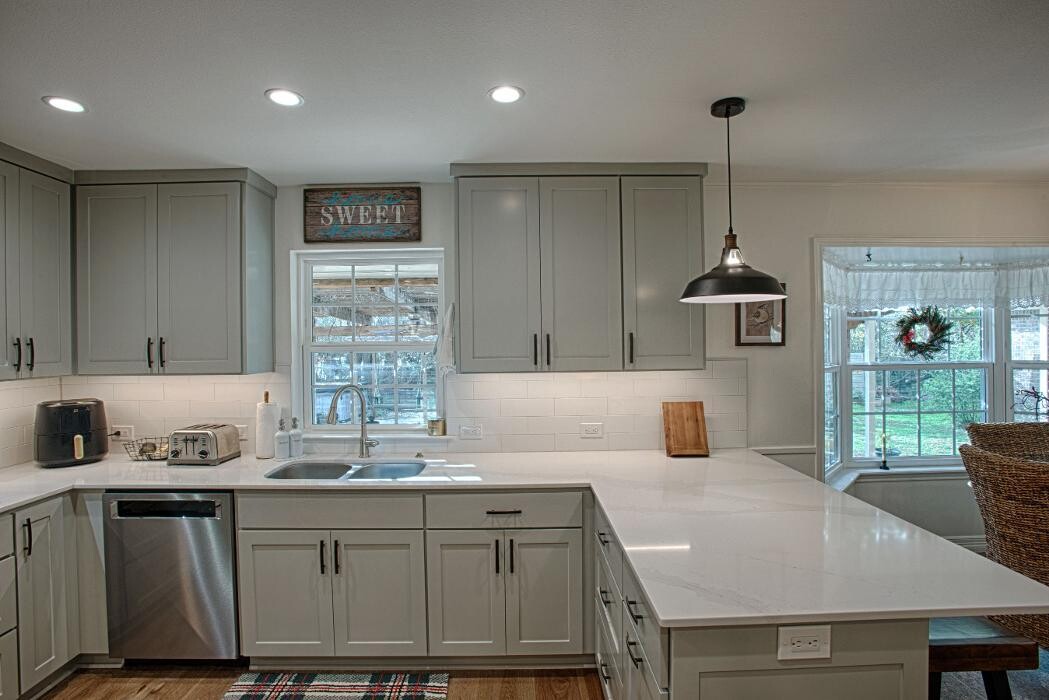 Images Convict Hill Floor Covering & Design