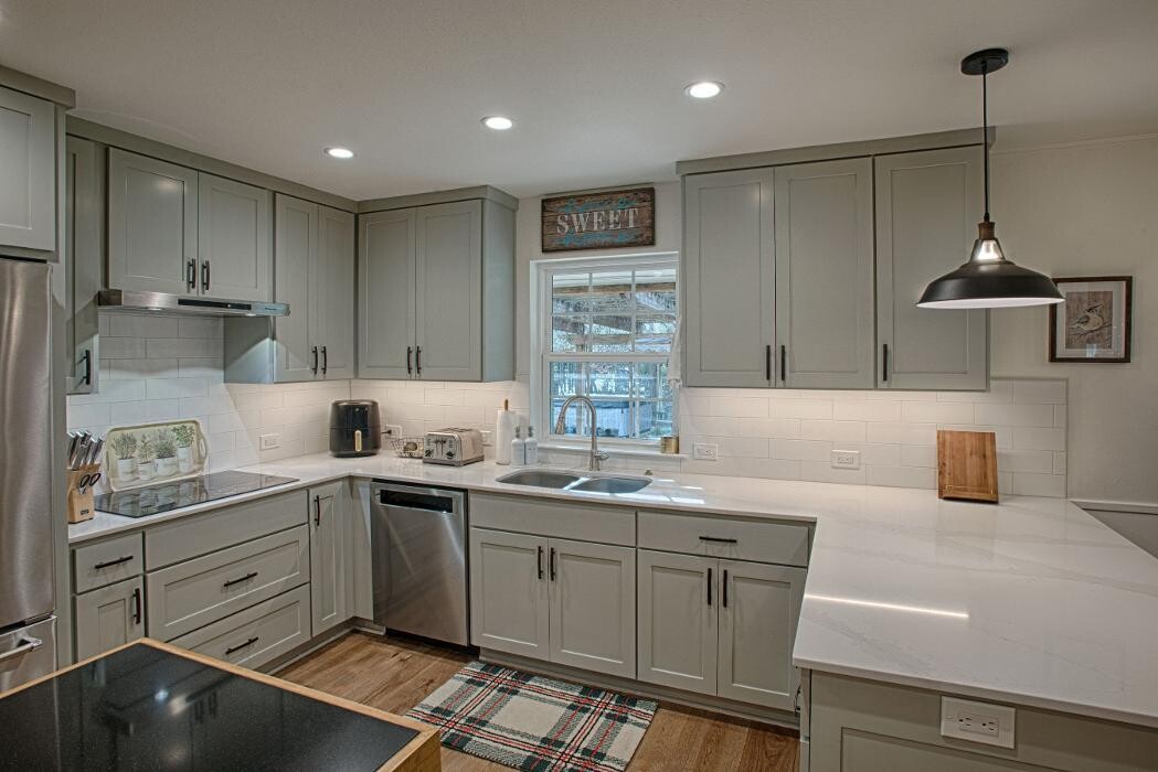 Images Convict Hill Floor Covering & Design
