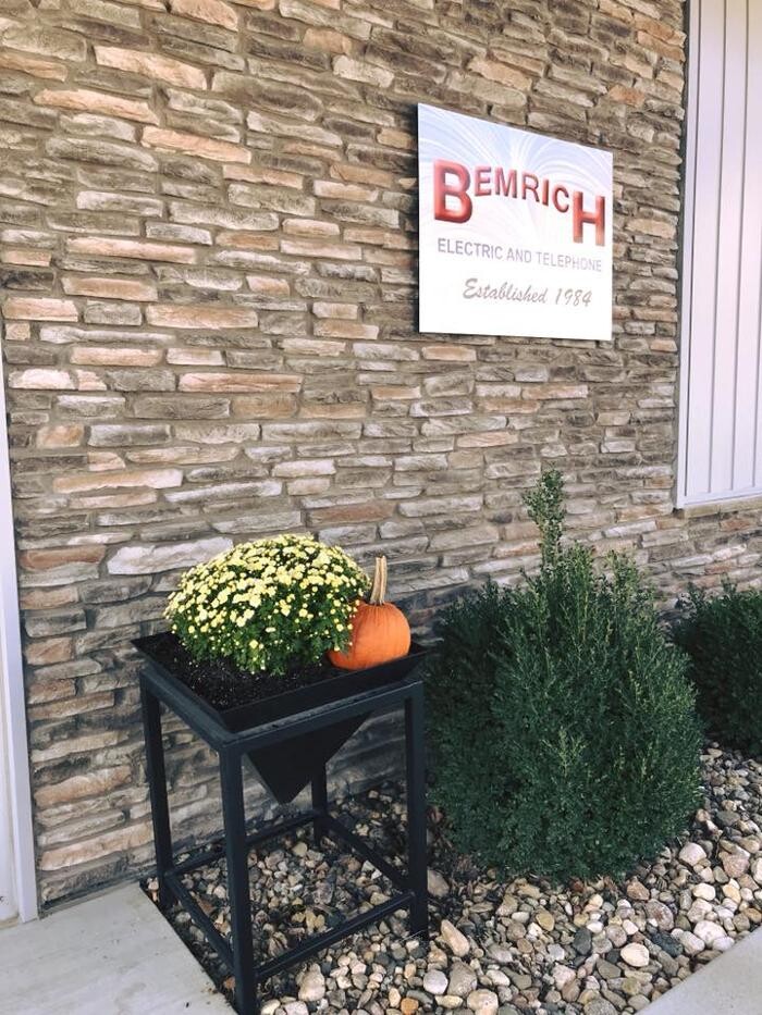 Images Bemrich Electric & Telephone